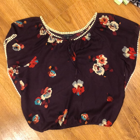 AE Floral Cropped Blouse - Picture 3 of 6